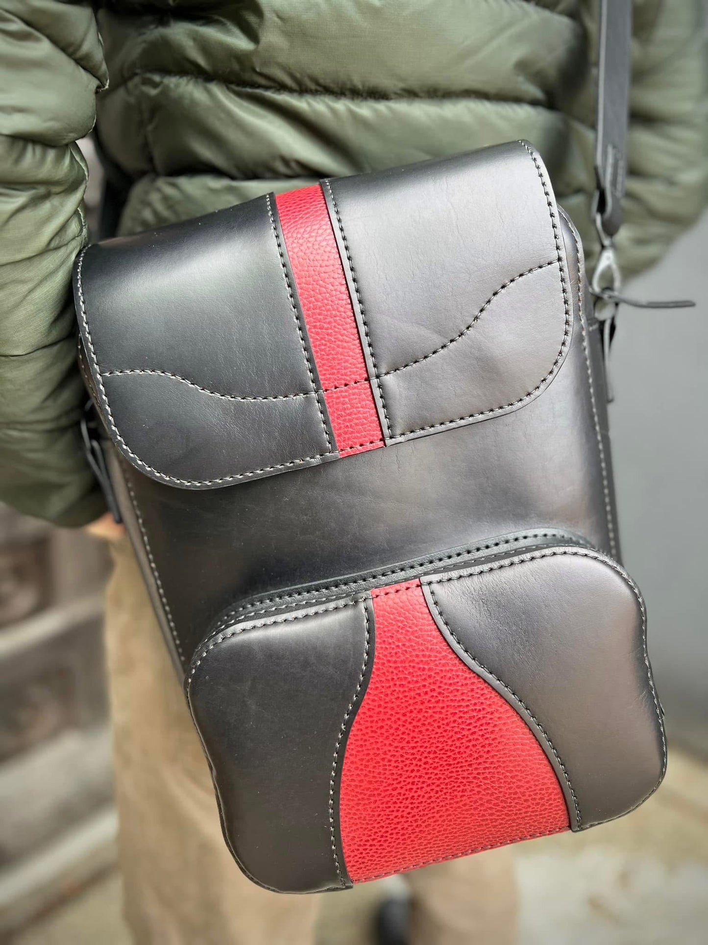 Men's Crossbody Messenger Bag